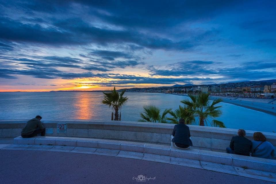 Le charme irrésistible de #Nice06 au lever et coucher de soleil 😍🌅

📸 @EddySingharath 
#ExploreNiceCotedAzur #ILoveNice #CotedAzurFrance #ExploreFrance