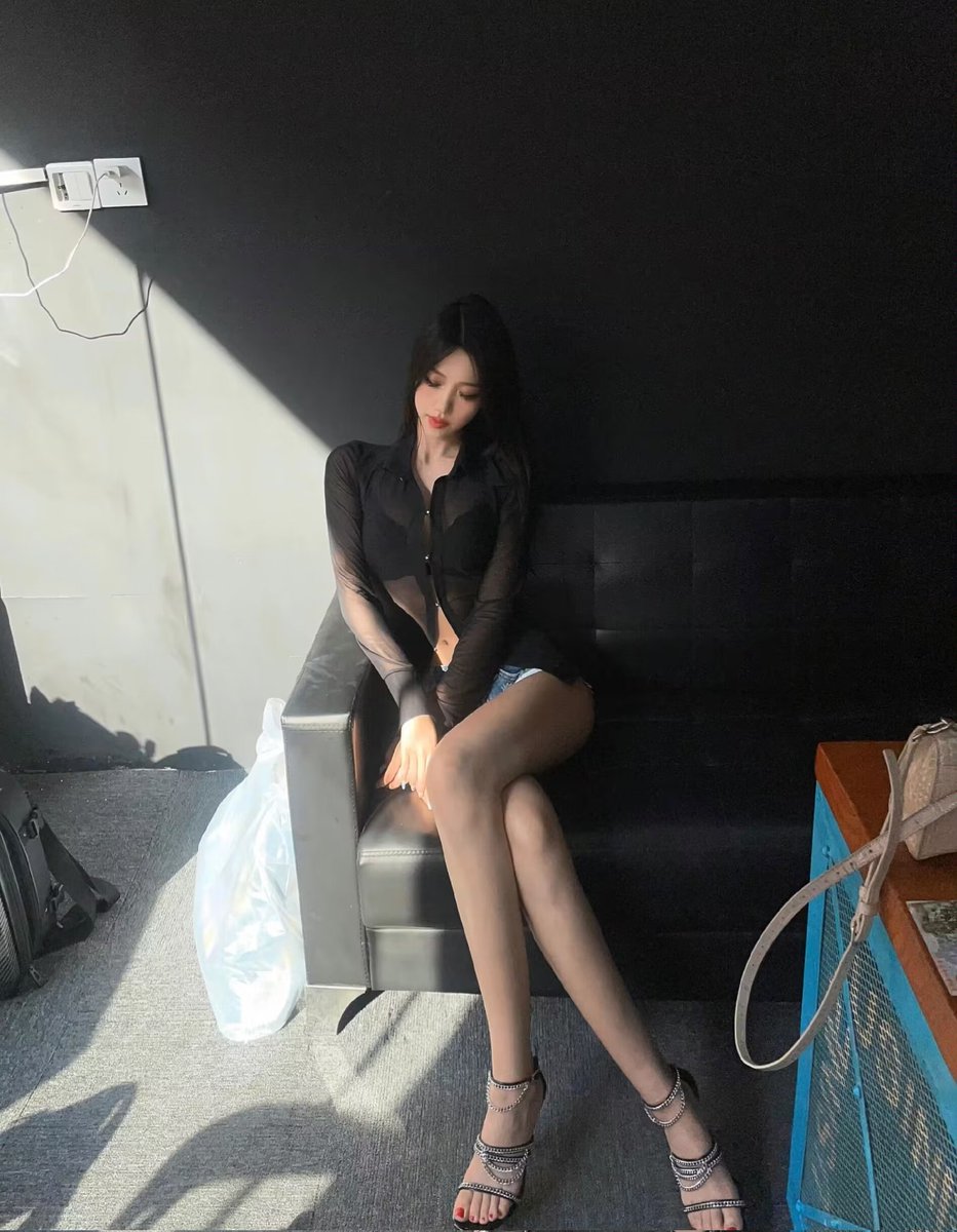 RachelWill44801's tweet photo. 上课的哥哥速度看看看主✌️哦 
每晚位置有限
不口嗨
真实有效
见面满意付
点关注转推就送福利
每周从粉丝中抽取一位哥哥半价线下 #外围女 #约啪 #兼职 #学生 #线下 #楼凤 #西安兼职 #西安线下 #西安楼凤 #西安学生 #西安外围 #西安资源 #西安修车 #西安喝茶 https://t.co/E42Yf9OC0i