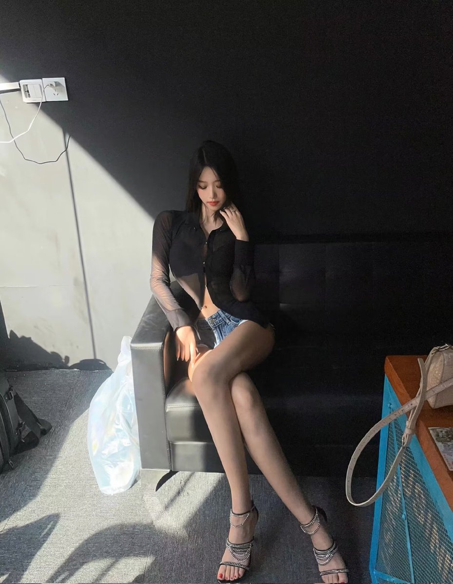 RachelWill44801's tweet photo. 上课的哥哥速度看看看主✌️哦 
每晚位置有限
不口嗨
真实有效
见面满意付
点关注转推就送福利
每周从粉丝中抽取一位哥哥半价线下 #外围女 #约啪 #兼职 #学生 #线下 #楼凤 #西安兼职 #西安线下 #西安楼凤 #西安学生 #西安外围 #西安资源 #西安修车 #西安喝茶 https://t.co/E42Yf9OC0i