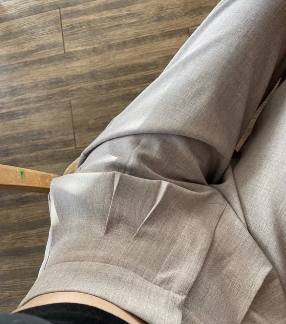 กางเกงทรงสวยมากกก ควรมีติดตู้จ้าา