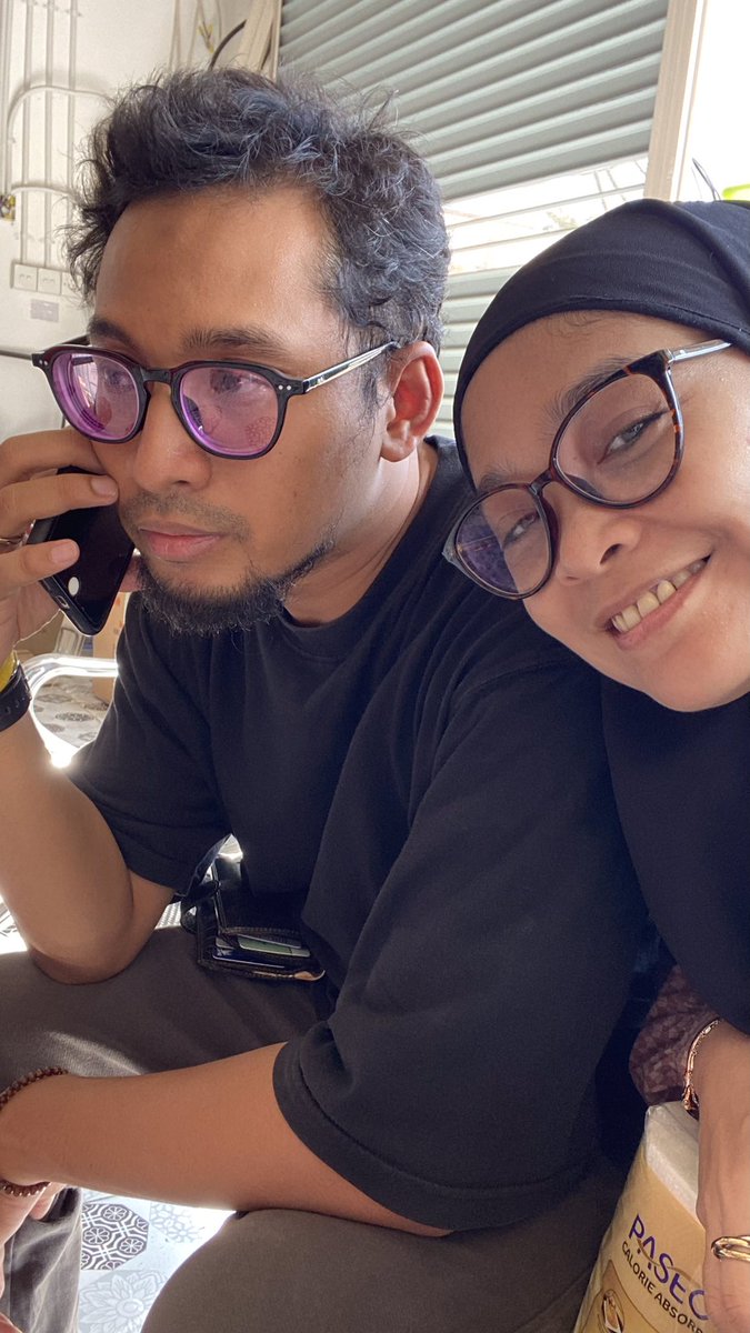 sunnyshvr's tweet photo. Dari Olahraga pagi-IKEA Kearifan Lokal-Ngambek bibir bimoli (Bibir Monyong 5 Centi) pun dijabaninya Ndud @dinedrn https://t.co/cr0wluNoGL