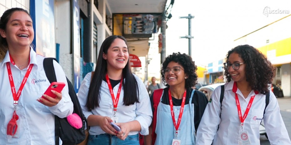 Con programas como '@ACCIONA por Elas' o 'Acciona nas Escolas', @ACCIONA_BR impulsa el desarrollo de las comunidades de São Paulo #Brasil 🇧🇷 espanha-brasil.org/es/articulo/ac…