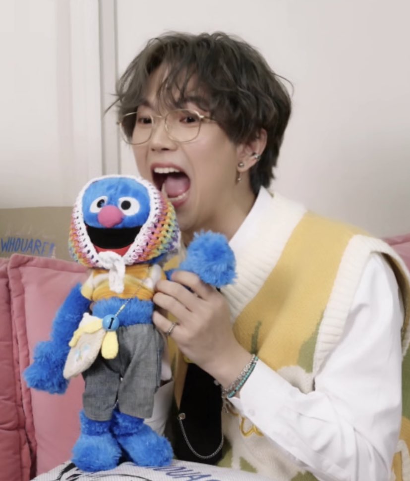 ใช่ค่ะ มะม๊ะลืมให้บิวทานข้าว

BUILD FOR WHOUARE
#BuildWhoUare
#BuildJakapan <a href="/JakeB4rever/">BIU.</a> 
#Beyourluve #ฟองอากาศของไบเบิ้ลบิว