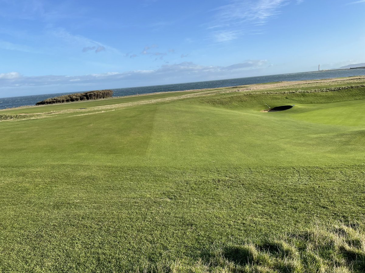 Cracking day @dunbargolfclub letting us get a dry cut on Greens,Tees and Surrounds