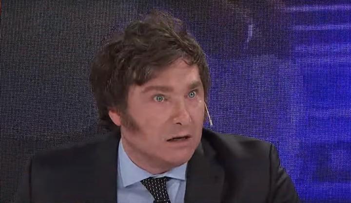 Hablando con mi compañero le digo fuaaa está todo carisimo, y me tira "sigan votandolo a Milei sigan".

Y yo tipo: ????