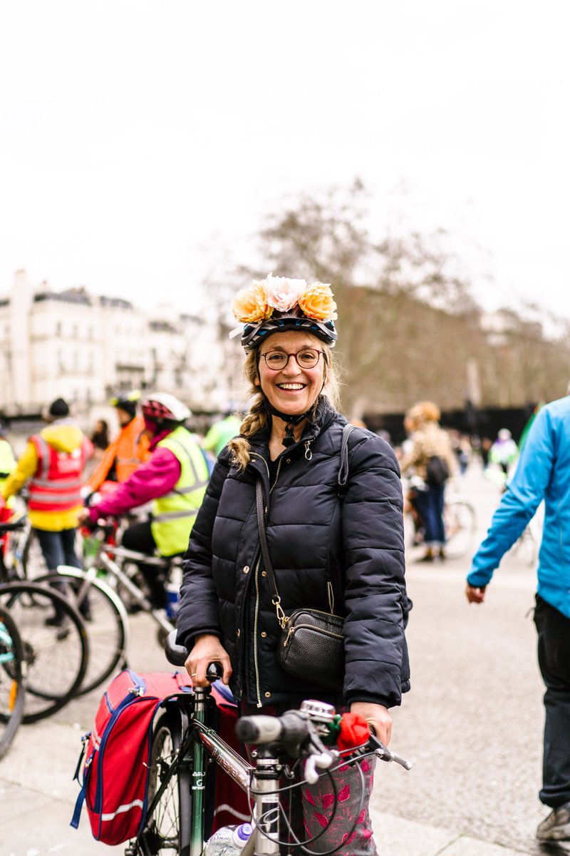 [NEW] 100 Women in Cycling list 2023 🔥 cyclinguk.org/100women/2023 Shout-out our Chair of Trustees @eilidhmurray3, our community partners @LondonCyclingC3 with Gönül @Elaeagnus & Ozge Aksaka & our community partners @JoyRidersUK with Sarah Tomlin See also: lcc.org.uk/campaigns/wome…