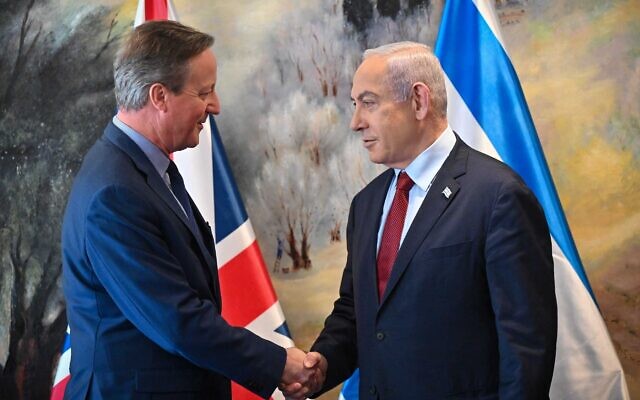 Dawson10G's tweet photo. BREAKING NEWS 23mins ago -----   Cameron trying to fuck a Pig again! https://t.co/mwQYskvSy4