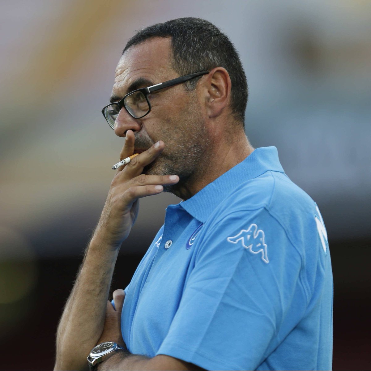 IFTVofficial's tweet photo. Journalist: “Will you go to Saudi Arabia too?”
Sarri: “Can you smoke in Saudi Arabia?”
Journalist: “Yes.” 
Sarri: “Ok then we’ll see.”

🗣Sarri to La Repubblica 😂