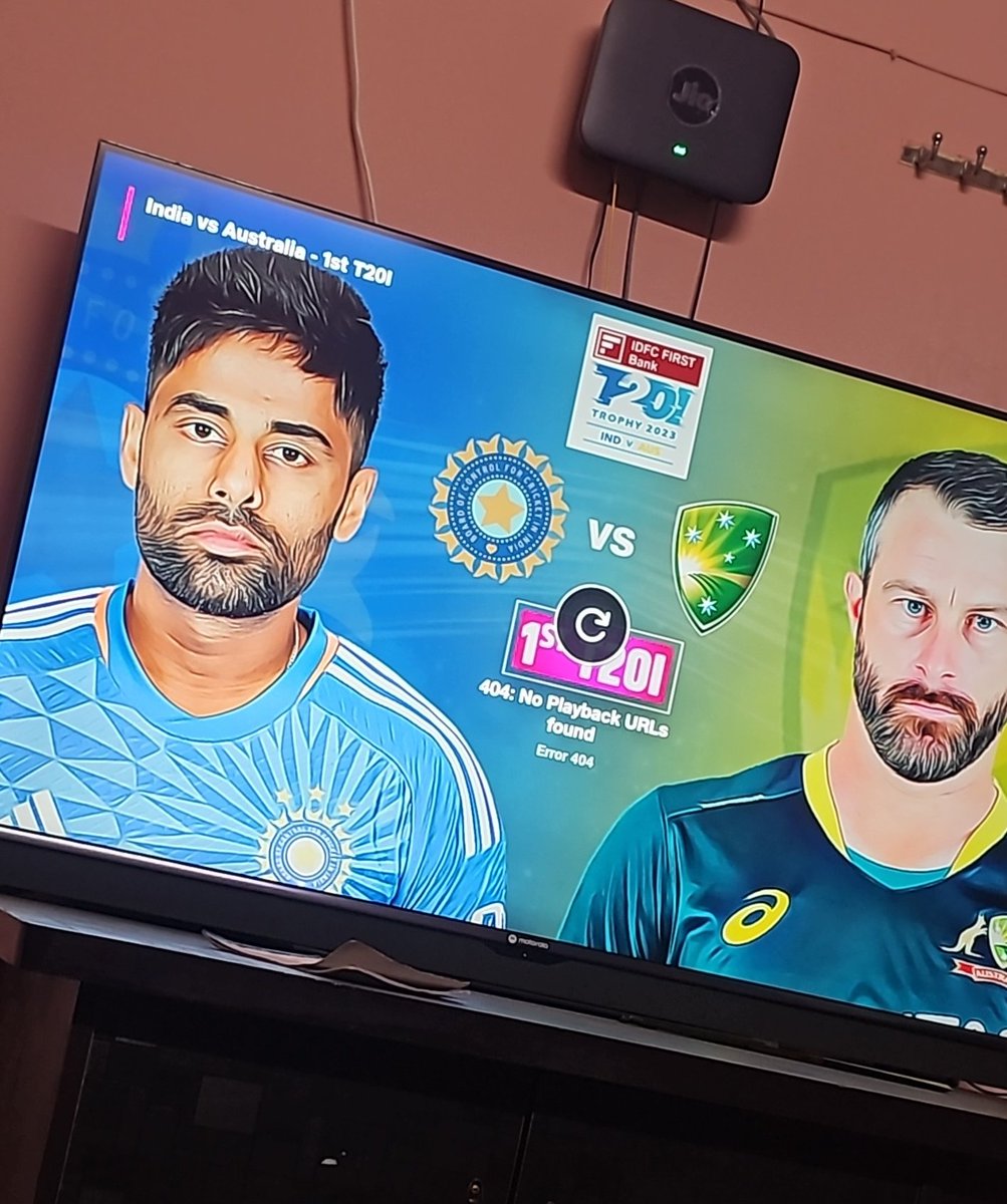 Ra1Naveen's tweet image. jio cinema top pe trend kr rha... 🥳🥳🥳
Reason - server down all over india 🤣🤣🤣
Badnaam honge to kya naam na Hoga 🫡
#JioCinema