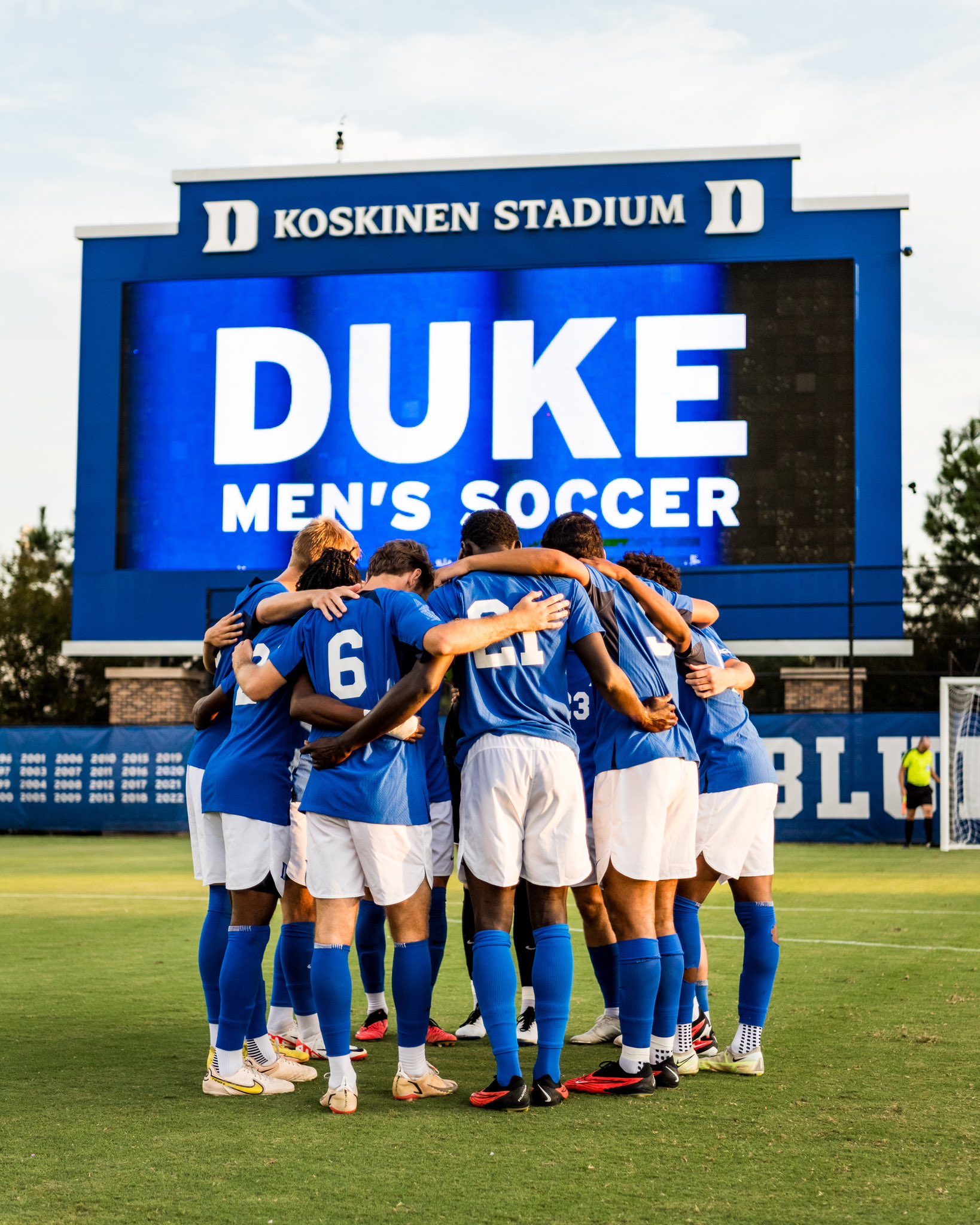 Duke Men s Soccer on X Have a lot to be thankful for and this team is top of the list https t Qphb80GWrC X