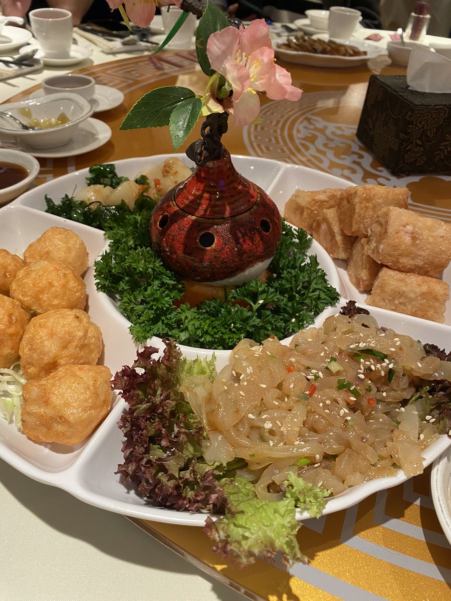 ChikakoHK0404's tweet image. 10年前までお世話になった当時の上司や先輩、元同僚との食事。なかなか素晴らしい夜でした！
#timefiles 
#hongkong 
#潮州料理