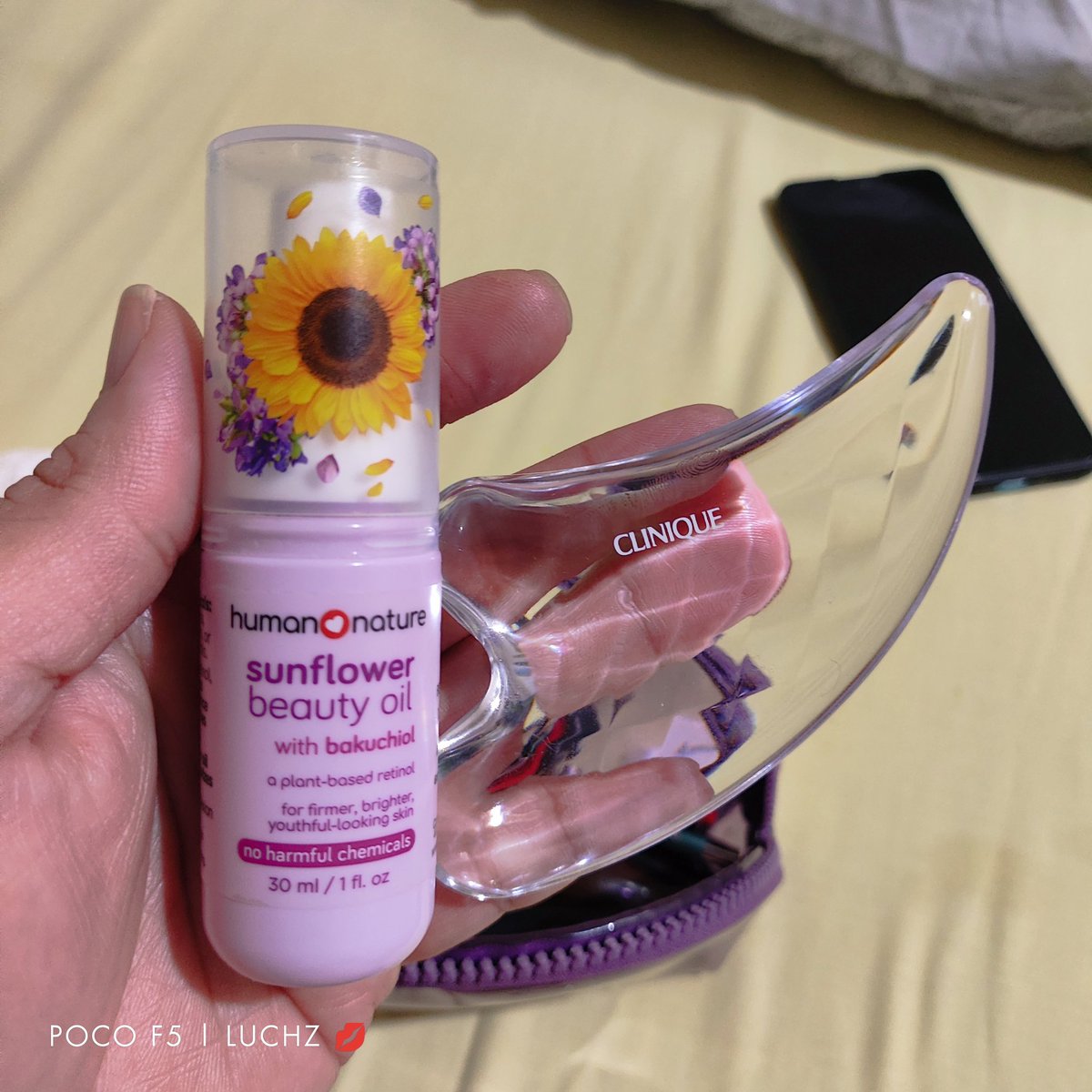 Works in synchrony. #GuaSha 😃 <a href="/HumanNaturePhil/">Human Nature Philippines</a>