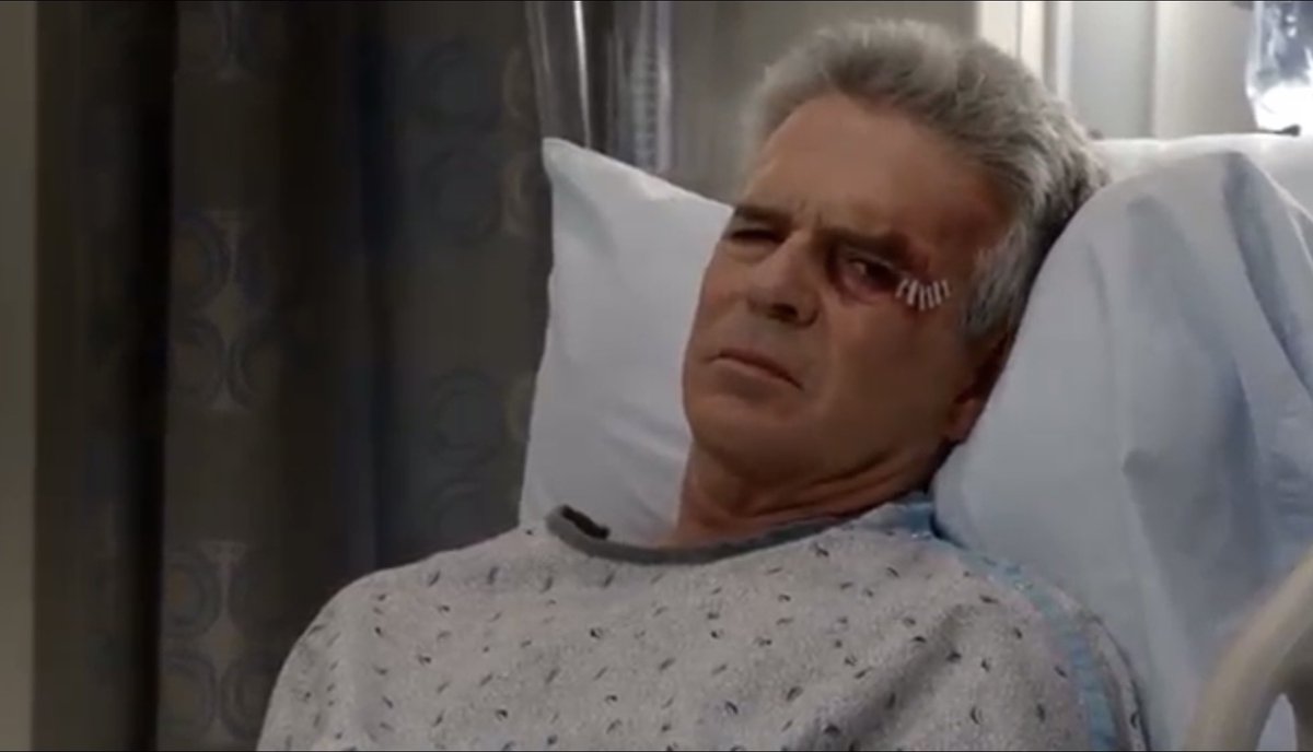 DHPLover's tweet image. #OTD in 2015:

Provenza: "Patient hereby revokes any attempt at resuscitation in the event of blah-ditty blah, blah, blah. Well, I'm okay with that. Sure. You revoke.”

#MajorCrimes #TakingTheFall