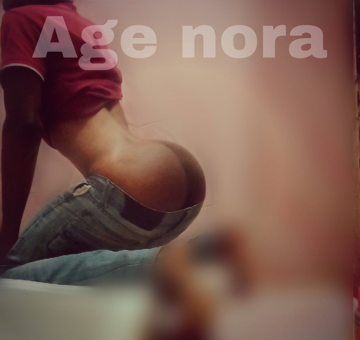 NovA198A's tweet photo. Sit with me 🤭🙈😍 https://t.co/nRCceyDh9d