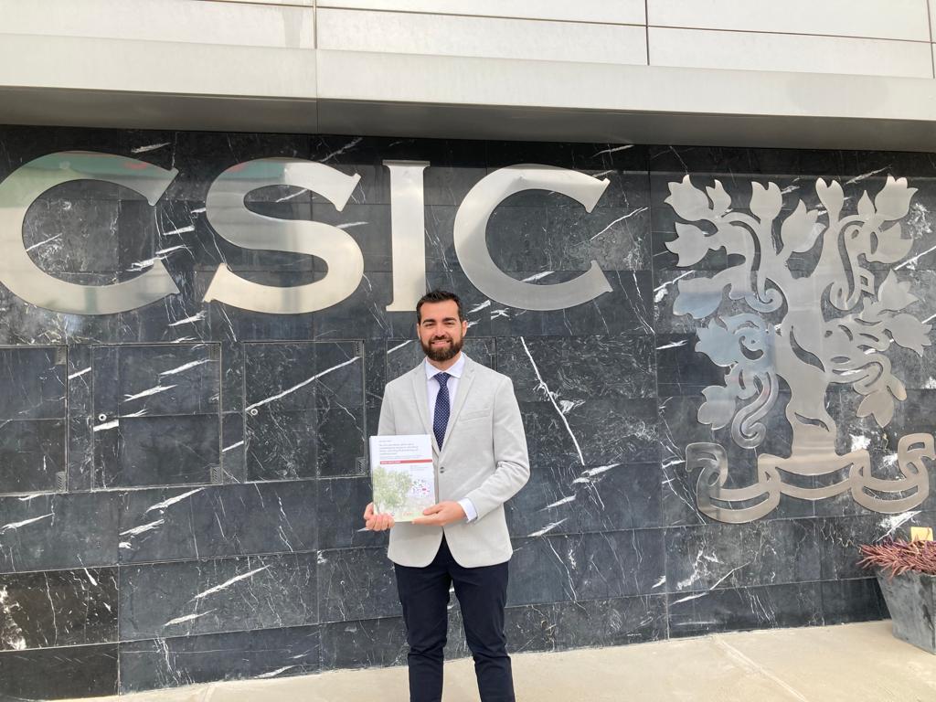 IAS-CSIC (@ias_csic) on Twitter photo 🥳🎉<a href="/manguitamaeso/">Manuel Anguita Maeso</a> ha recibido el #PremioExtraordinario de #Doctorado curso 2022/2023 en la categoría Ingeniería Agraria Alimentaria Forestal y del Desarrollo Rural Sostenible <a href="/Univcordoba/">Universidad Córdoba</a>
🎓tesis desarrollada en el <a href="/IAS_CSIC/">IAS-CSIC</a> bajo la dirección de <a href="/blancaracol/">Blanca B. Landa</a> y @jnavascortes👇 🥳🎉<a href="/manguitamaeso/">Manuel Anguita Maeso</a> ha recibido el #PremioExtraordinario de #Doctorado curso 2022/2023 en la categoría Ingeniería Agraria Alimentaria Forestal y del Desarrollo Rural Sostenible <a href="/Univcordoba/">Universidad Córdoba</a>
🎓tesis desarrollada en el <a href="/IAS_CSIC/">IAS-CSIC</a> bajo la dirección de <a href="/blancaracol/">Blanca B. Landa</a> y @jnavascortes👇