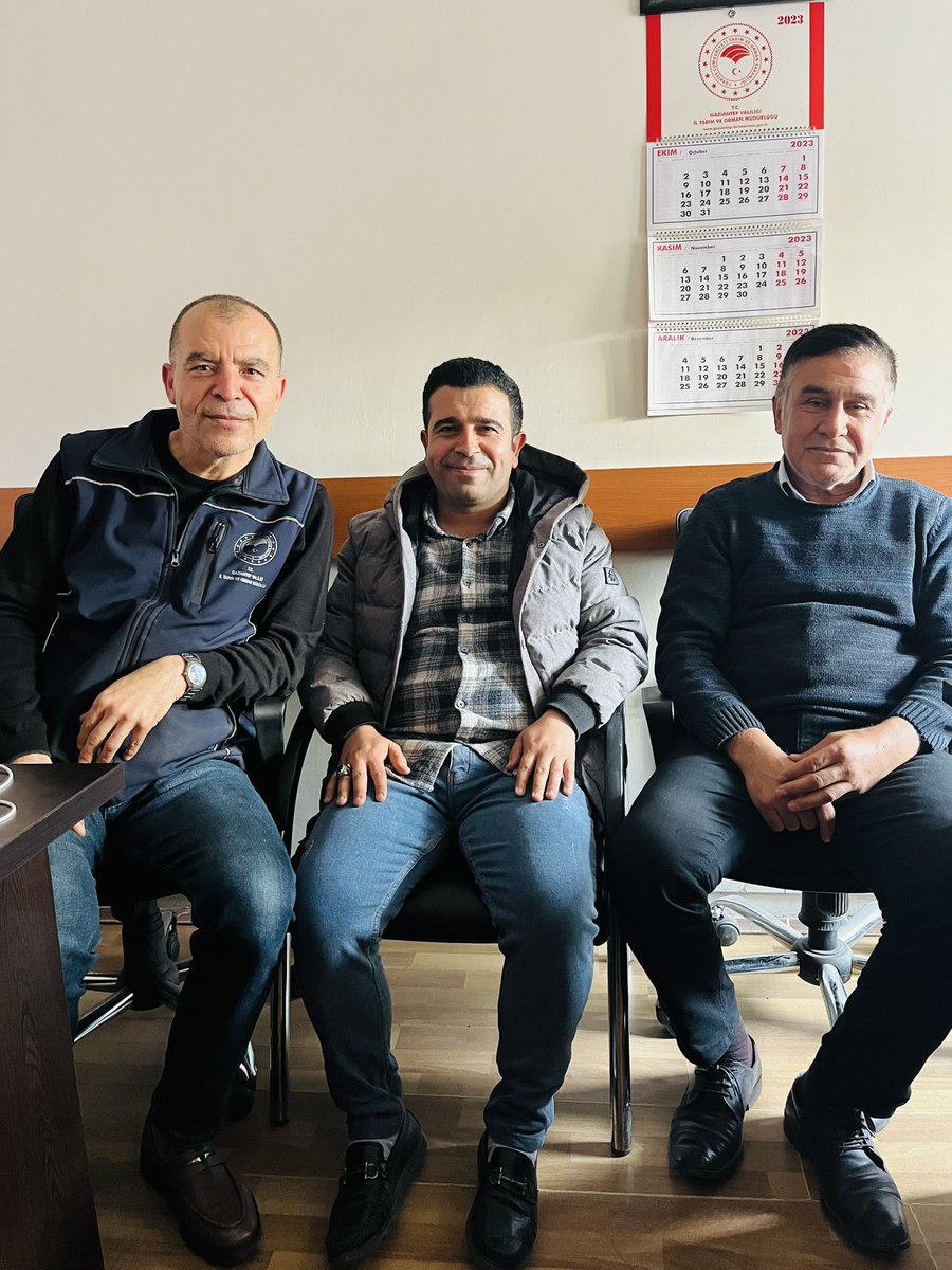 GAZİANTEP İL TARIM MÜDÜRLÜĞÜNDE ÇİFTÇİ KAYIT SİSTEM İL SORUMLUSU VAHAP CAN BEYİ,ZİRAAT MÜHENDİSİ ÖMER LAÇİN BEYİ YERLERİNDE ZİYARET ETTİM.GÜZEL SOHBETLERİNDEN ÖTÜRÜ,GÖSTERMİŞ OLDUKLARI İLGİ VE ALAKALARINDAN DOLAYI KENDİLERİNE ÇOK TEŞEKKÜR EDİYORUM..