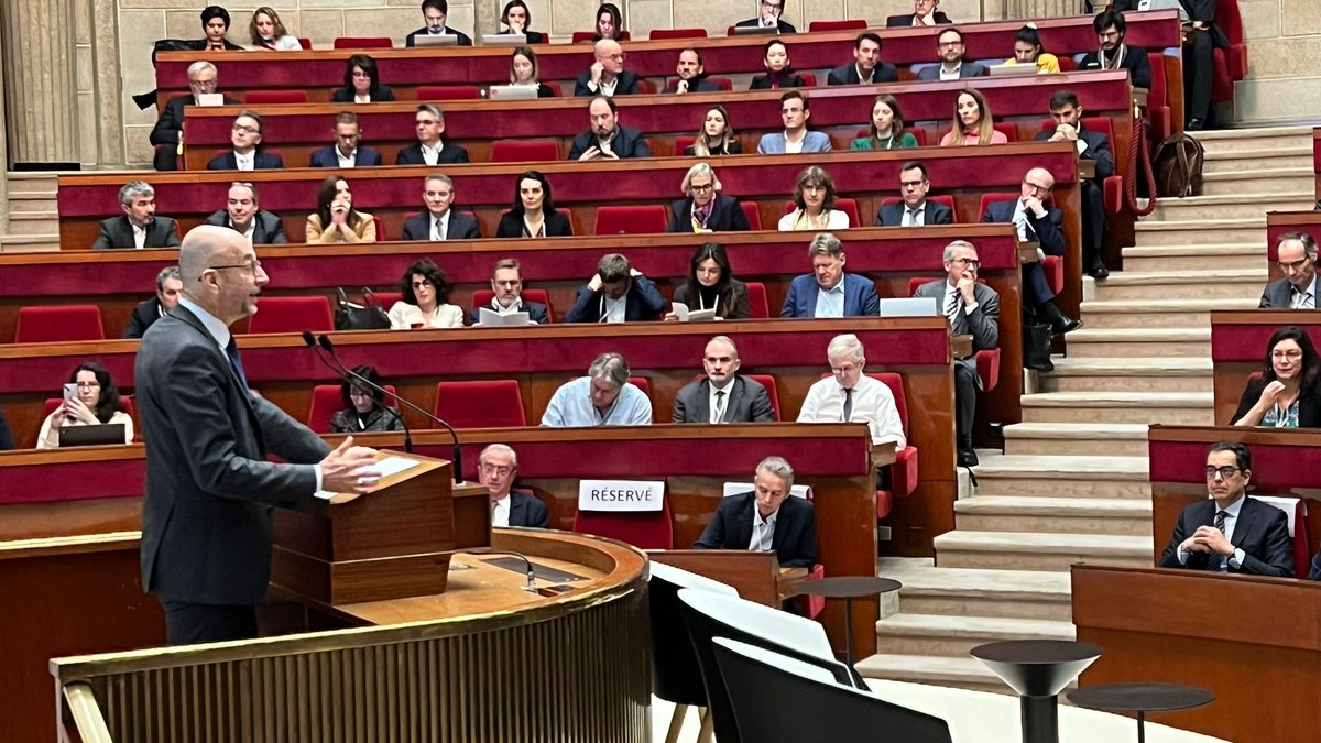 CESE (@lecese) on Twitter photo 🎙️ <a href="/ThierryBeaudet/">Thierry Beaudet</a> a ouvert ce matin la 18e éd. des <a href="/EtatsdelaFrance/">Etats de la France</a> organisée au #CESE:
"Dans le cadre de son #RAEF, notre conseil attire l’attention sur des difficultés persistantes comme l’aggravation des #inégalités, la croissance d'une #pauvreté mais aussi de l’éco-anxiété" 🎙️ <a href="/ThierryBeaudet/">Thierry Beaudet</a> a ouvert ce matin la 18e éd. des <a href="/EtatsdelaFrance/">Etats de la France</a> organisée au #CESE:
"Dans le cadre de son #RAEF, notre conseil attire l’attention sur des difficultés persistantes comme l’aggravation des #inégalités, la croissance d'une #pauvreté mais aussi de l’éco-anxiété"