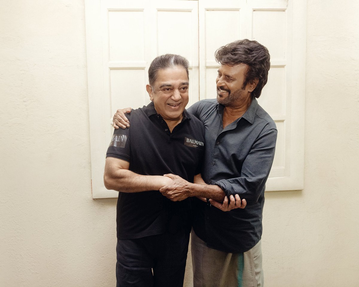 ‘Ulaganayagan' @ikamalhaasan & 'Superstar' @rajinikanth sharing a lighter moment while shooting for their respective films #Indian2 & #Thalaivar170 in the same studio after 21 years! @LycaProductions