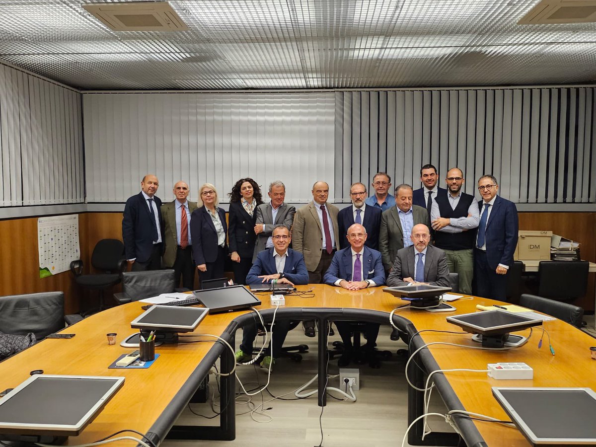 Rappresentanza, Mutualità, Dimensioni
collaborazione con l’ecosistema
 
Il Consiglio di Amministrazione della Bcc Capaccio Paestum e Serino incontra i vertici della Federazione Banche Di Comunità Credito Cooperativo  Campania e Calabria

⬇️⬇️⬇️

bcccapacciopaestum.it/news/dettaglio…