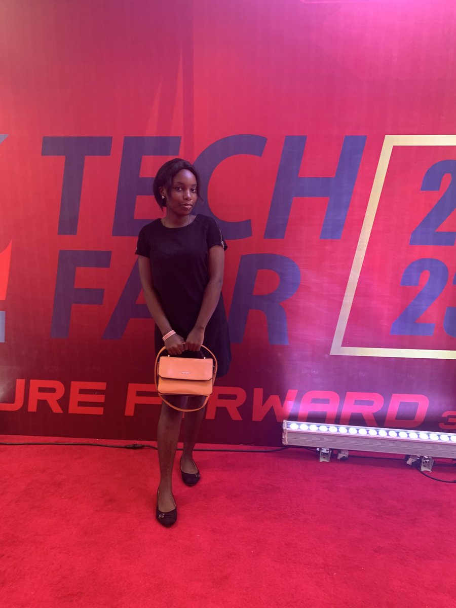 Chioma_Ojo_'s tweet image. Live at zenith tech fair 2023! Thank you @ZenithBank for this opportunity to learn more on tech. 
#futureforward3 #zenithtechfair #zenithtechfair2023