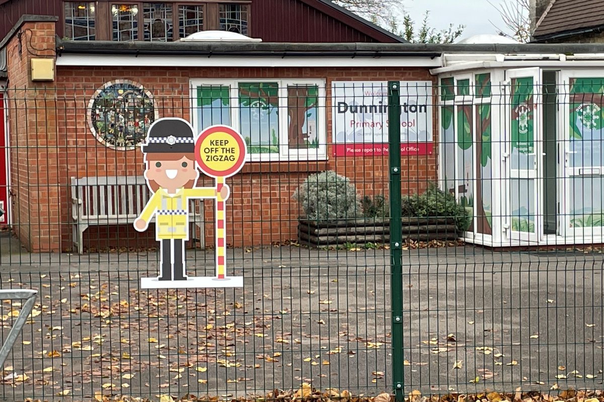 School gate parking is an issue outside the majority of #schools.  Our parking buddies are a great way of spreading the #roadsafety message.  Find out more by visiting kickstartsigns.co.uk 
📷Dunnington Primary School 
#signs #signage #parkingbuddies #warwickshire #alcester