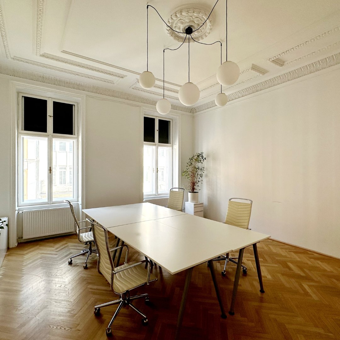 Exciting news for Viennese professionals!
Konsultori offers office space for rent in our renovated shared office space at Schottentor, 1090. 𝐂𝐨𝐧𝐧𝐞𝐜𝐭 𝐰𝐢𝐭𝐡 𝐮𝐬 at ➡️petra.wolkenstein@konsultori.com for more details!
#WorkspaceVienna #ShareTheNews