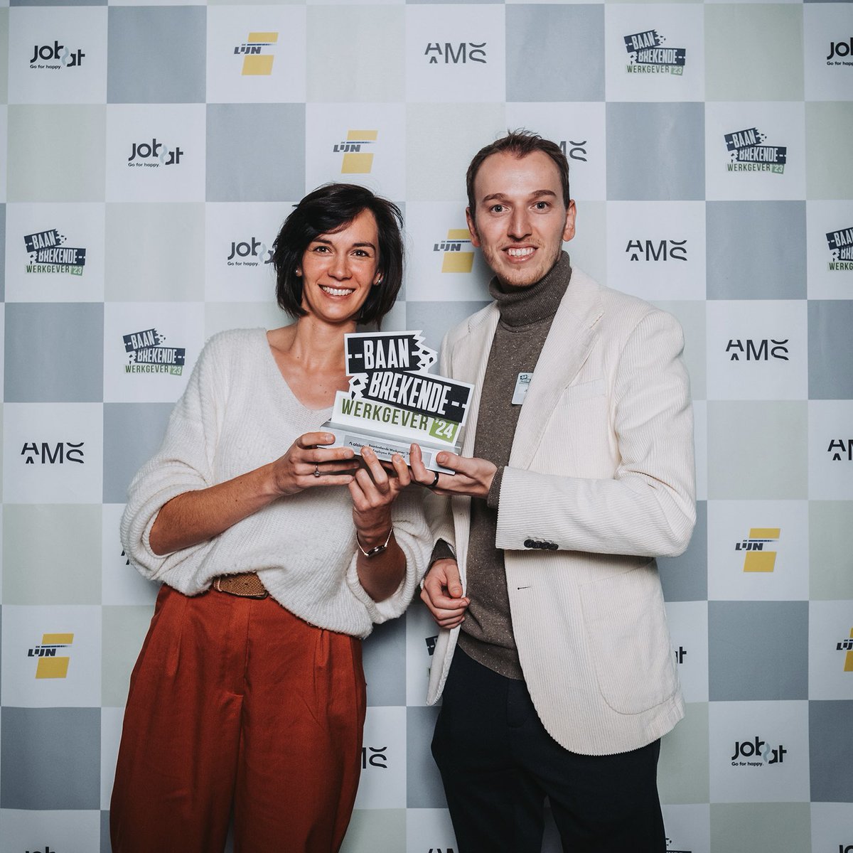 Award Alert 🏆

Last Tuesday, we proudly received the 'Pioneering Employer 2024' award.
 
🎙️ “We are extremely delighted to receive this award, showcasing the success of our stimulating learning program.” - Jennyfer Plasschaert, HR Manager
 
#BaanbrekendeWerkgever