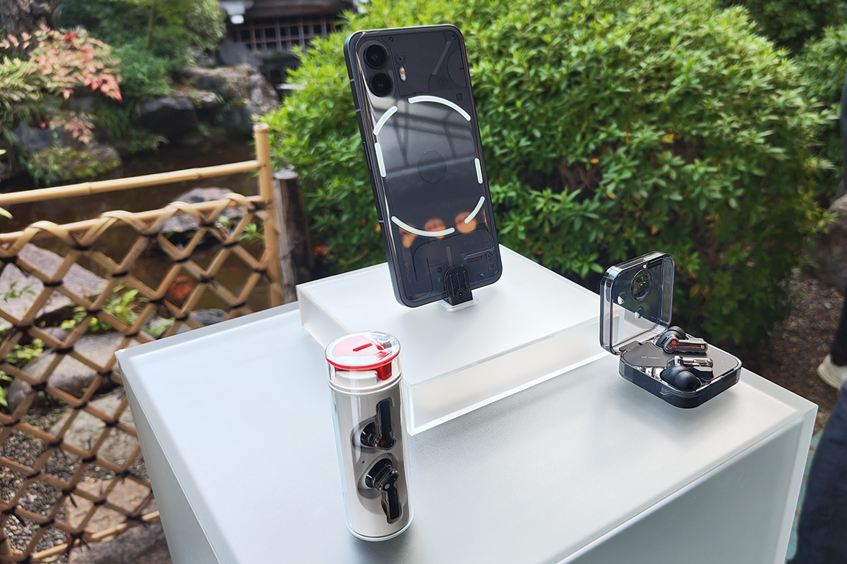 phileweb's tweet photo. Nothing流デザイン哲学を学びに京都へ✨これまで製品に触れて感じたことが、今日語られたことと繋がっていて、まさに「コンセプトから製品へ」、具現化されているんだなと深く実感。参加されたユーザーのみなさん熱量高くて、いいイベントでした!詳細レポは後ほど…✍️
#NothingDesignKyoto https://t.co/bYHINqiPIO