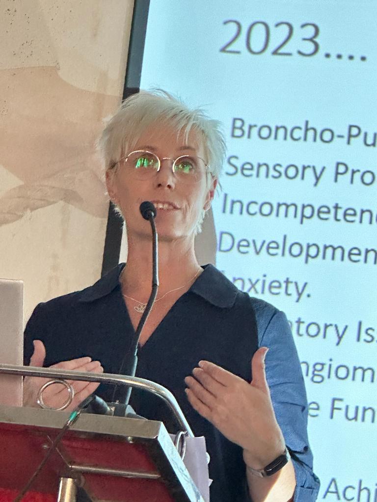 IrishNeonatal's tweet image. Presenting today at #NEOCON2023 about #DevelopmentalCare #improvingoutcomes #prematurebaby #Familycentredcare #Supportingfamilies