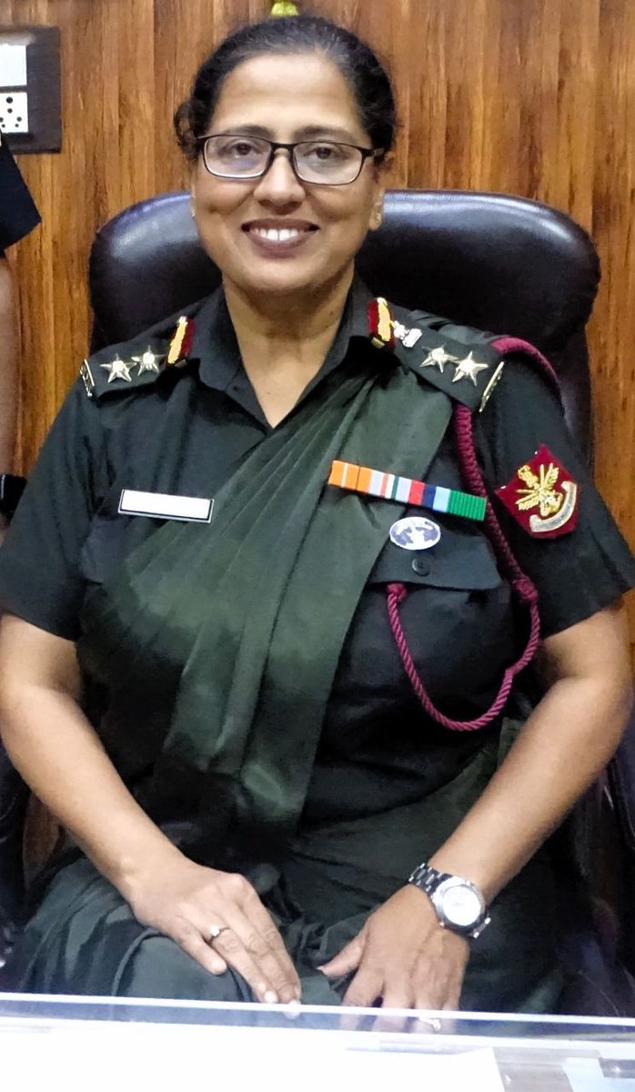 Rekha Sharma on X: "Breaking barriers and making history! Col Sunita BS, an  Army Medical Corps Officer, shatters glass ceilings as the 1st woman to  take charge as Commanding Officer at Armed