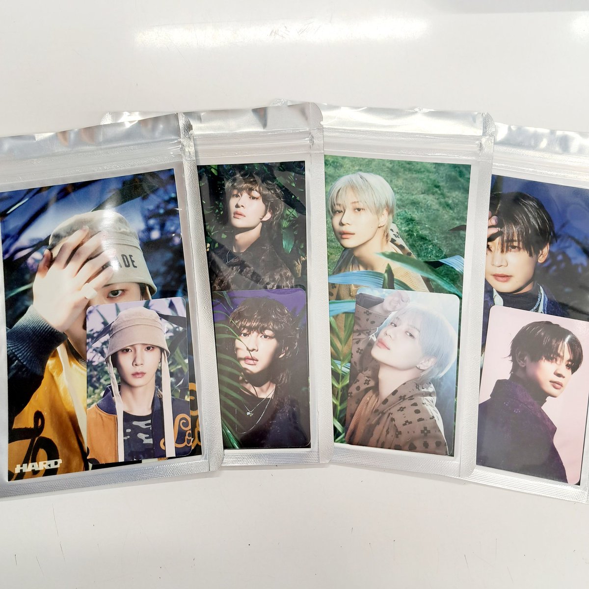 moizajp's tweet photo. 💙SHINee💙
「HARD8」のグッズが入荷しました!
❇フォトセット(メンバー別)
❇ポストカード+ホログラムフォトカードセット(メンバー別)
❇ランダムトレーディングカード(A,Bバージョン別)
#新大久保 #モイザ #SHINee #HARD8 #テミン #オニュ #ミンホ #キー #태민 #온유 #민호 #키 https://t.co/0kD4d56Svs
