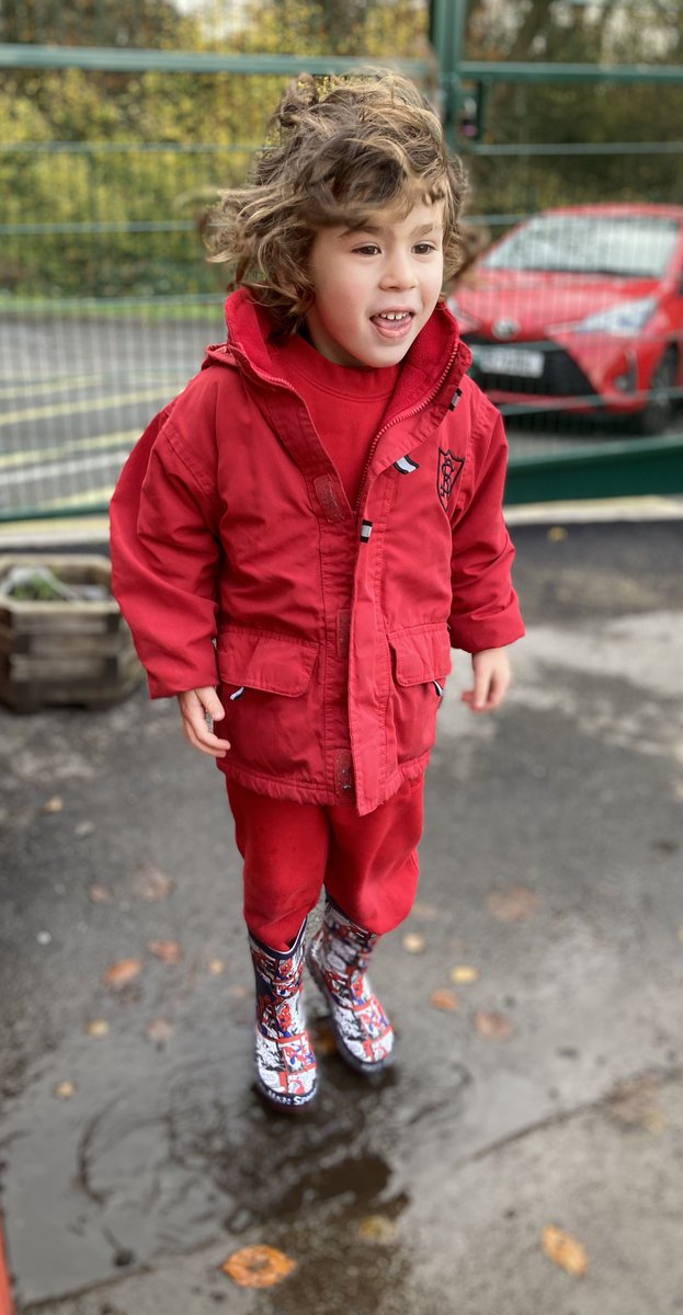 RougemontSchool's tweet photo. Splish, Splash, Splosh โ Itโs raining, itโs pouring in Nursery this week. The children have practised putting their wellies on and then had a lot of fun outside jumping in puddles!
#RougemontReady
#ASchoolForLife https://t.co/CJHqvJbg6L