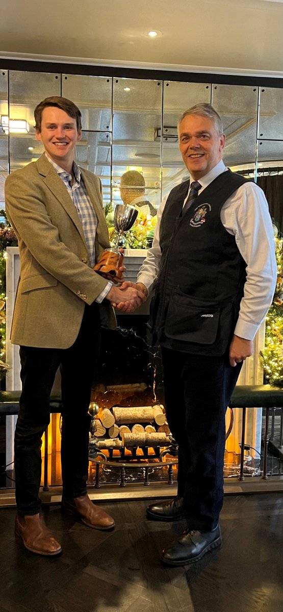 I never thought I'd use 'the Worshipful Company of Fruiterers' and 'Top Gun' in the same sentence but...
Earlier this week, Liveryman Ben Place received the Fruiterers High Gun trophy from Renter Warden George Smith.
And he felt the need, the need for tweed... #fruitererslivery