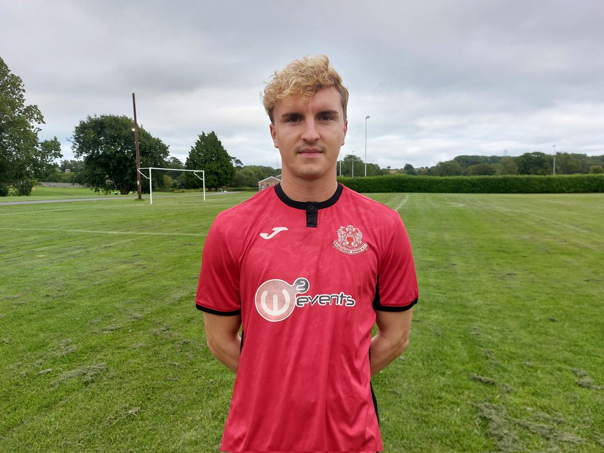 Thornbury Town FC tweet media