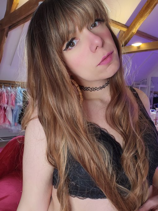 Goodmorning ❤ I achieved my weightloss goal!! My weight now is 68kg. But I think i'm going for 65kg's