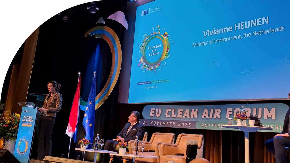 Vandaag zijn we op het EU Clean Air Forum in R'dam. Longfonds pleit ervoor dat de EU de WHO-advieswaarden van 2021 gaat hanteren in de nieuwe Richtlijn Luchtkwaliteit. Want gezonde lucht is van levensbelang voor iedereen. #gezondelucht #luchtvervuiling #gezondelongen #CleanAirEU