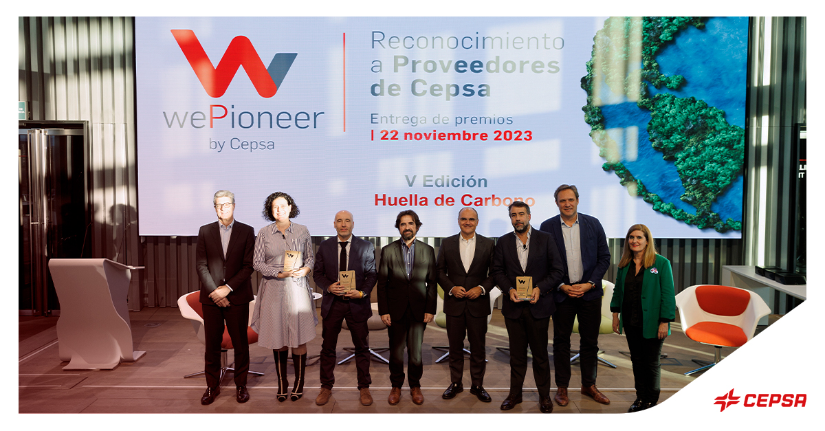 👏🏆 ¡Enhorabuena a #GrupoHMY, ganador de la 5ª edición de nuestro programa #WePioneer que reconoce el compromiso de nuestros proveedores en mejorar la huella de carbono en sus procesos! Otros finalistas <a href="/bakerhughesco/">Baker Hughes</a> y <a href="/ITURRIGroup/">ITURRI</a> por sus proyectos de #innovación y #seguridad.