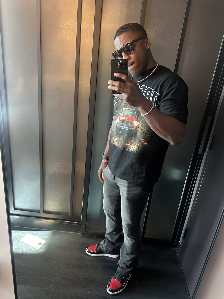 Swaggy__P__'s tweet photo. https://t.co/JIjzu7w0Ae