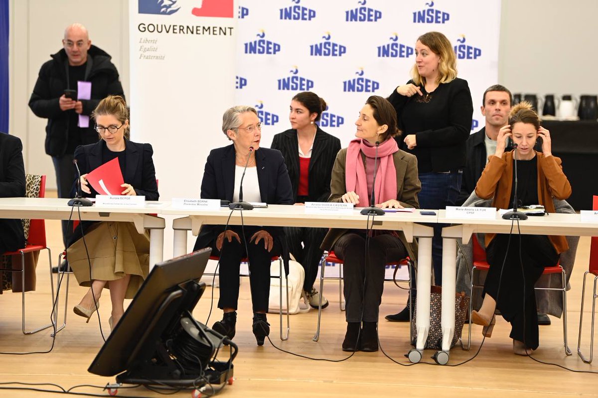 AOC1978's tweet image. En ce jour symbolique du #DuoDay2023, la Première ministre @Elisabeth_Borne a donné le coup d&apos;envoi de la Conférence permanente du parasport à l&apos;@INSEP_PARIS 🙌🇫🇷 

Engagement pris lors de notre atelier #IPCS de mai dernier, cette conférence, que mon ministère co-préside avec…