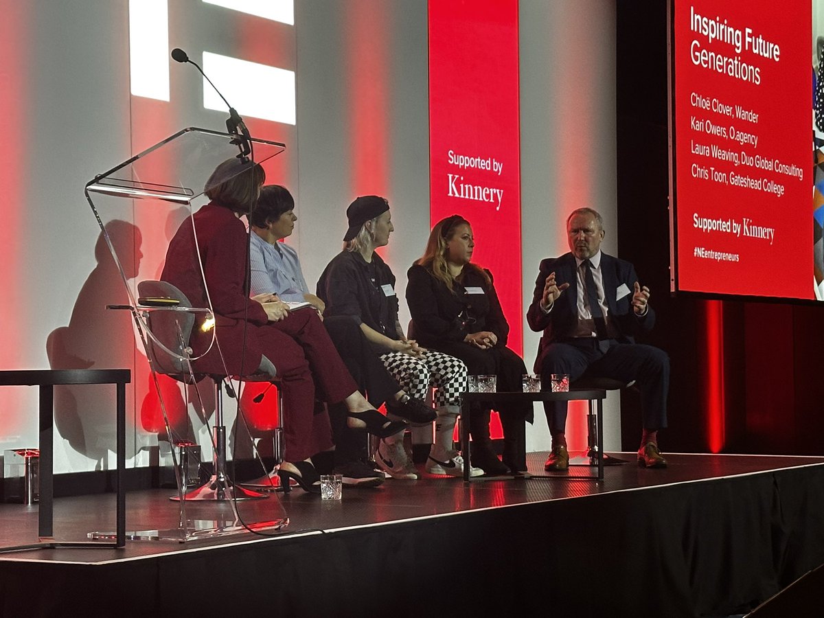 Brilliant panel session looking at how entrepreneurs can inspire the next generation and why it’s worth the effort @kariowers <a href="/WanderClover/">Chloë Clover</a> <a href="/LauraWeavingDUO/">Laura Weaving</a> <a href="/ChrisToon8/">Chris Toon</a> <a href="/gatesheadcoll/">Gateshead College</a> #NEentrepreneurs