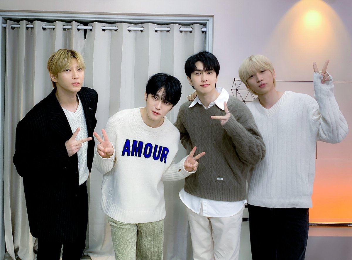 RealVIXX tweet media