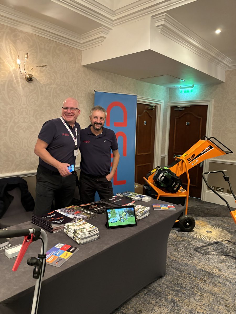 apseevents's tweet photo. A warm welcome to #APSEparks After a good chat with our exhibitors and an opening from APSE Chief Executive Mo Baines on the impact of the #AutumnStatement we are now hearing from ⁦@plymouthcc⁩ Chris Avent on delivering enhanced green &amp; blue spaces. ⁦@PSDgroundscare⁩ https://t.co/RjAo5enrMT