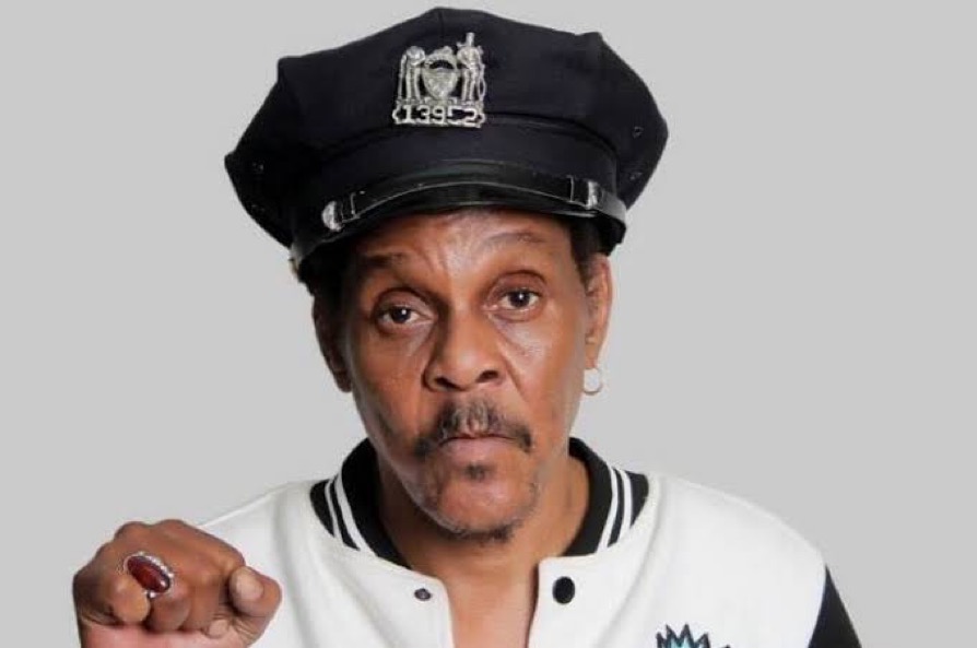 NigeriaStories's tweet image. Story of Majek Fashek
One of Nigerian’s music Legends 

All You Need To Know About The Man 

Open And Read 

Retweet To Educate Someone