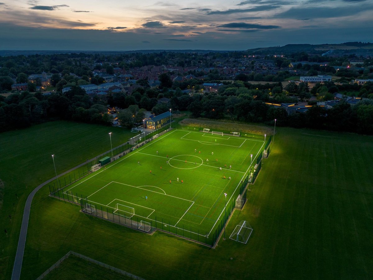 Effected by the weather? Our full-size 3G is available on the following dates at 8:00pm: 24/11/23, 1/12/23 & 8/12/23 ✔️Changing rooms ✔️ Cafe for spectators ✔️ FIFA Quality certified 3G ✔️Floodlights ✔️ Special offer of £75.00 per game! Email greenlane@wiltshirefa.com