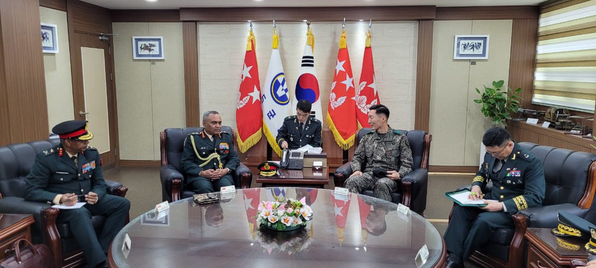 General Manoj Pande #COAS visited military establishments and interacted with the senior military leadership of the Republic of #Korea. The #COAS was briefed at the Joint Security Area & Demilitarised Zone about the security aspects in the highly sensitive Zone. #COAS also…