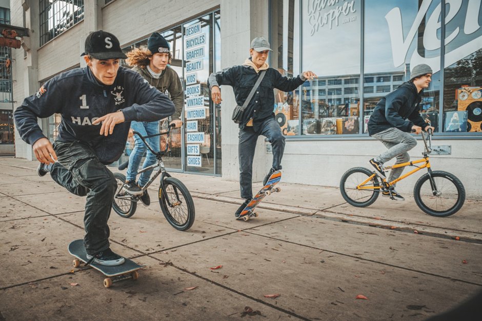 LUMO Labs (@lumo_labs) on Twitter photo Portfolio company CityLegends has closed a seed funding round close to €1 million with a syndicate of investors, inc. <a href="/LeanSquareBE/">LeanSquare</a>, LUMO Labs, <a href="/imecistart/">imec.istart</a>, <a href="/sporttechfund/">DUTCH SPORT TECH FUND</a> & industry expert & angel investor Matthieu De Clercq. Congrats, team! Read more: bit.ly/3Tc7wdB Portfolio company CityLegends has closed a seed funding round close to €1 million with a syndicate of investors, inc. <a href="/LeanSquareBE/">LeanSquare</a>, LUMO Labs, <a href="/imecistart/">imec.istart</a>, <a href="/sporttechfund/">DUTCH SPORT TECH FUND</a> & industry expert & angel investor Matthieu De Clercq. Congrats, team! Read more: bit.ly/3Tc7wdB