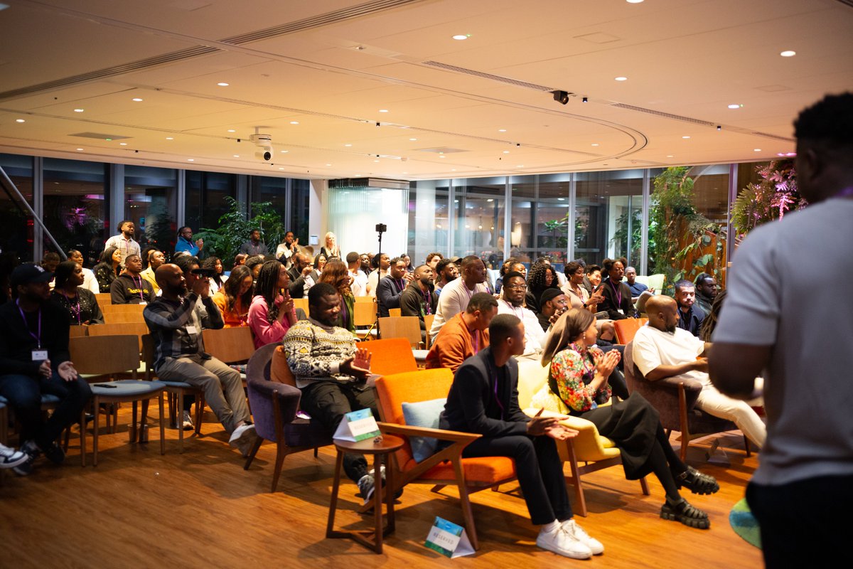 🌟 Reflecting on Demo Day magic—founders, investors, partners—every moment a testament to bright ideas and innovation! 🙌🏾  #BlackValley #BlackValleyDemoDay23 #DemoDay