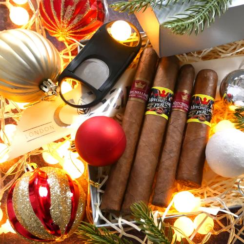 MitchellOrchant's tweet photo. This gift sampler of Mitchellero is the perfect gift for any cigar lover, includes two of the original Mitchellero range and two from the new Peru selection 💨
Have a Very Merry Mitchellero - https://t.co/CsT8rWlEIL
#cgars #cigars #gift #mitchellero https://t.co/S3FiSRAnrU