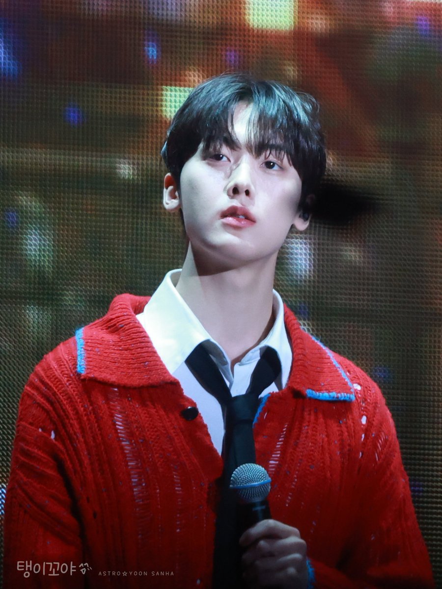 sanha_ggoya's tweet image. 231123 피아아레나 프리뷰

산하는 요정이 분명해🧚‍♂️
눈물났어ㅠㅠ

#산하 #윤산하 #YOONSANHA 
#ユンサナ #윤산하_너만보여