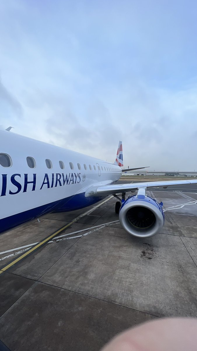 alexandermilas's tweet image. Thank you Belfast  #UKSC2023 (and for the great mag @BIS_spaceflight ) @spacerockslive